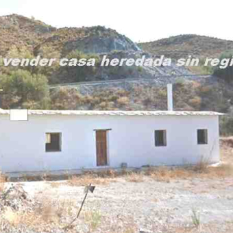 ¿Cómo vender una finca heredada sin testamento sin estar a mi nombre?